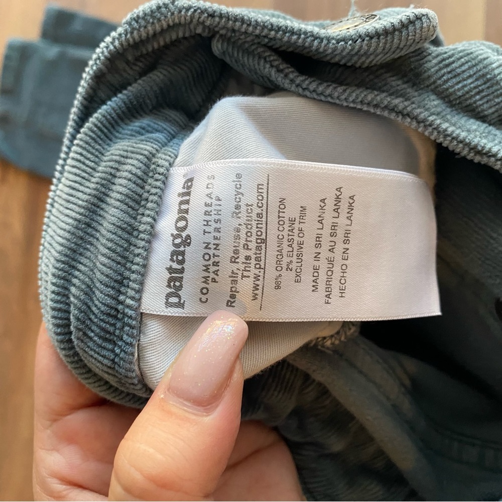 Patagonia Women's Fitted Corduroy Pants - Picture 3 of 10